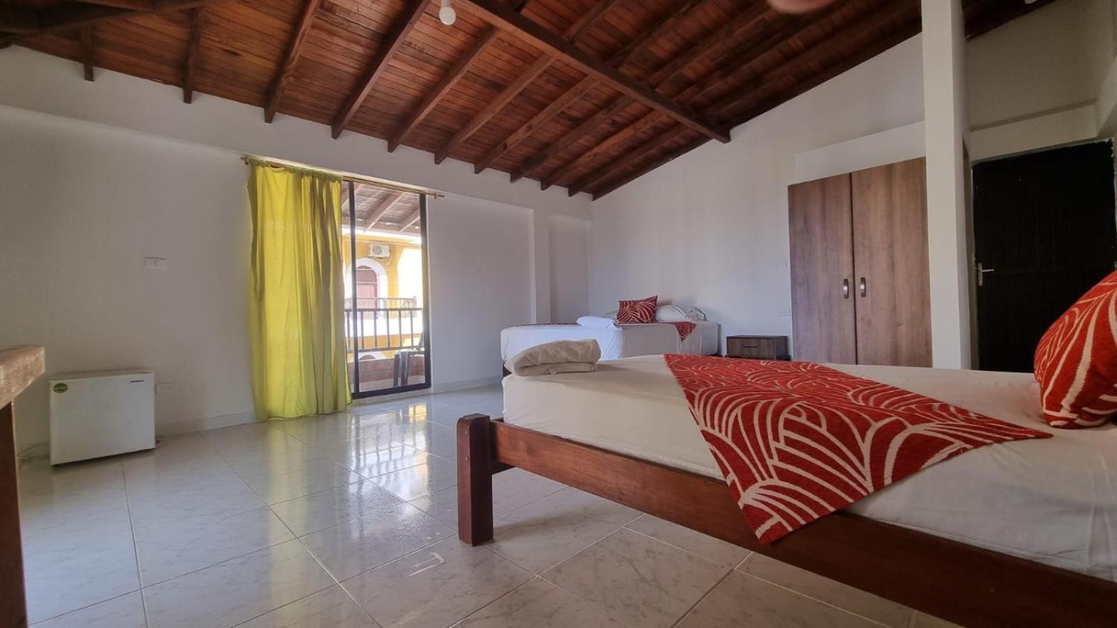 Hotel Bahía Yubarta Bahia Solano Bagian luar foto